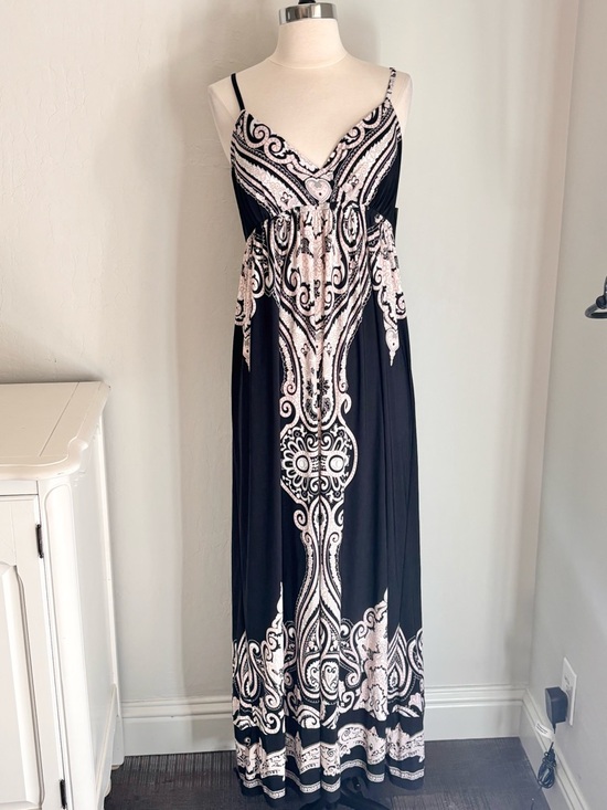 INC International Concepts Dresses & Skirts - INC International Concepts Baroque Paisley Babydoll Maxi Dress Black,
Large NWT
